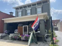 Historic Downtown Chillicothe 1840's Loft