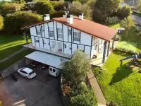 MARKAIDA HOUSE WITH POOL