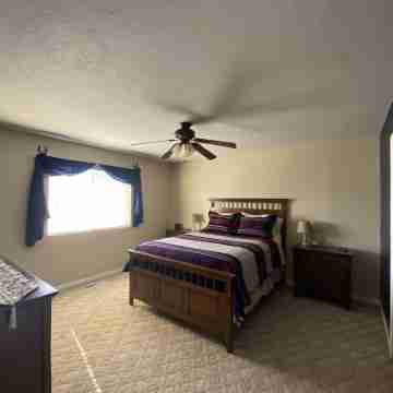 Two Bit Ranch House Rooms