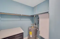 On the Island of Venice, Relax in Paradise & Enjoy the Gulf Coast FUN! Book NOW!