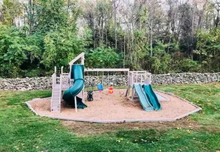 Beautiful, Spacious, 5 Acre Hudson Valley Family Retreat