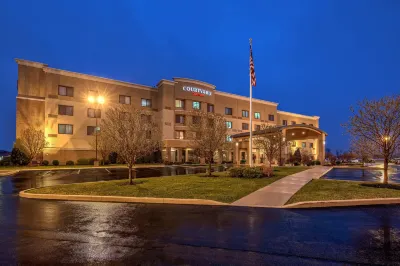 Courtyard Lima Hotels in Perry Township