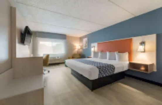 Baymont by Wyndham Westampton - Parking