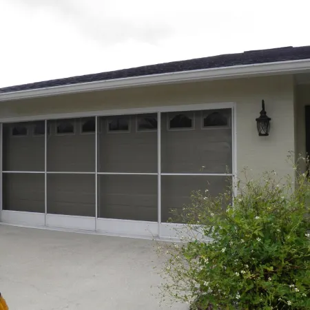 Salt Water Canal home w/Dock, Family/Pet Friendly, close to Beach and A1A