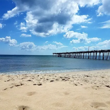 South Nags Head, Ocean View, 3Min Walk to Beach, Hot Tub, Sunrise & Sunset Views
