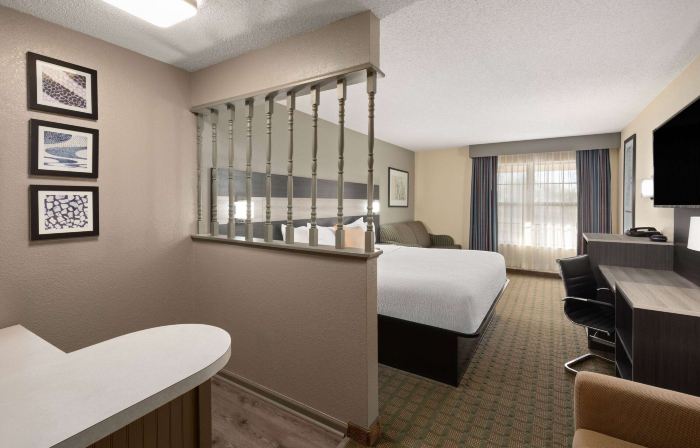 Travelodge by Wyndham Perry National Fairgrounds Area I-75