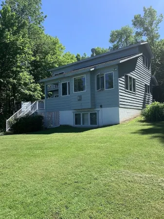 Teal Wing - Premier Lakeside Lodging on Lake Gogebic