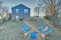 20 min to Nashville! 3000 sq ft. Peaceful setting! Beautiful views! Sleeps 16! Hotels near Moss-Wright Park