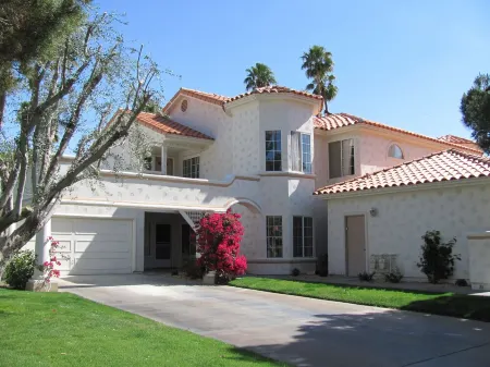 Fantastic Desert Falls Condo with comfortable decor and Wonderful Views Отели рядом с достопримечательностью «Footloose Reflexology Massage»