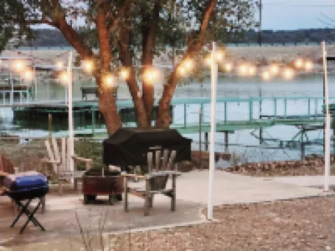 Cozy Home on Lake Brownwood