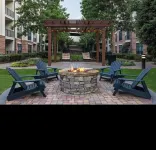 "Relax in Style":Charming 2-Bed,2-Bath Getaway Perfect for Families of Couples!