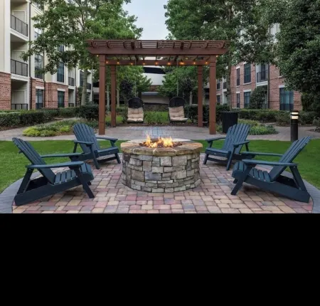 "Relax in Style":Charming 2-Bed,2-Bath Getaway Perfect for Families of Couples! Отели рядом с достопримечательностью «Периметр Молл»