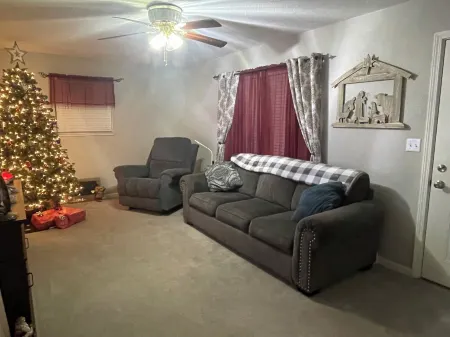 Charming 2-bedroom house in delightful Jackson with AC, WiFi Отели в г. Шони Тауншип