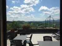 Nobleman holiday house in Tuscany with private swimming pool, A/C and Wi-Fi Hotel a Radicondoli