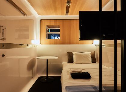 ファーストキャビン西梅田