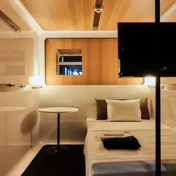 FIRST CABIN NISHI UMEDA
