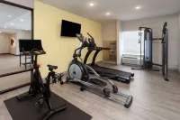Echo Suites Extended Stay by Wyndham Madison - gimnasio