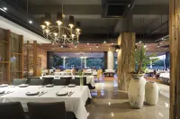Hotel Illua - bar