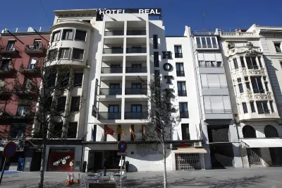 Hotel Real Các khách sạn gần Estatua d'Indíbil i Mandoni