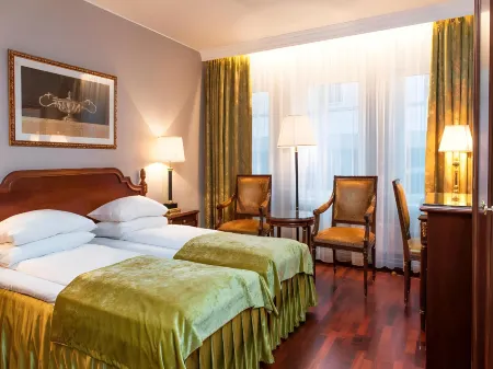 Hotel Bristol