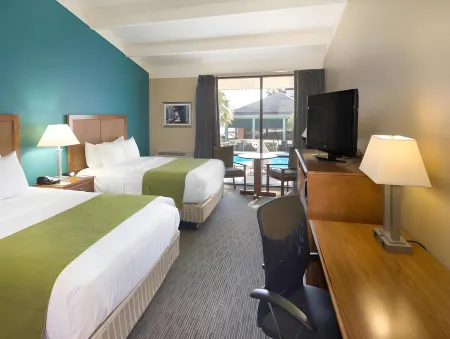 Best Western Charleston Inn Отели рядом с достопримечательностью «Historic Charleston Foundation»