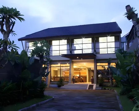 Ommaya Hotel & Resort Hotels in Baki