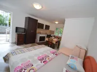 Tivat Bliss Apartments Close to Beach Hotels in Josice