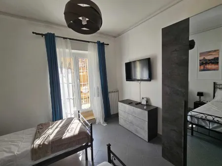 Frascati Fountain 3bdr Deluxe Apartment