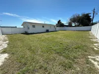 The Country Club Cottage NEW! Watch launches from driveway or walk to the river! Hotels near Brevard County Enchanted Forest Sanctuary