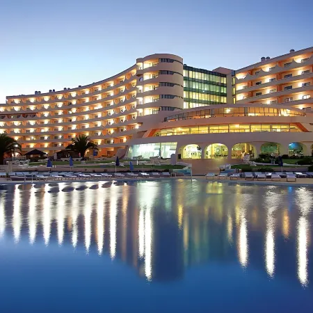 Hotel Apartamento Paraiso de Albufeira Отели рядом с достопримечательностью «Стадион Албуфейры»