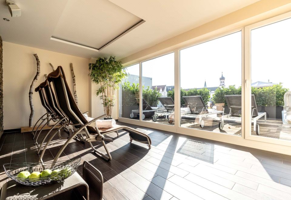 잉골슈타트 중심가의 아름다운 거리 풍경