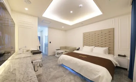 Yangju Yolo Drive in Hotel Отели в г. Янджу