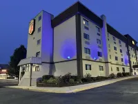 Super 8 by Wyndham Frederick Các khách sạn ở Frederick