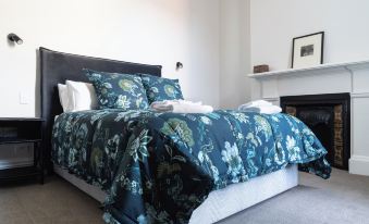 Star Struck on Stuart