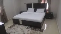 Quintessential Hotel & Suites by Badala - balcony