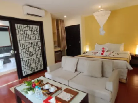 Hue Riverside Boutique Resort & Spa Hotels in Thuy Bieu