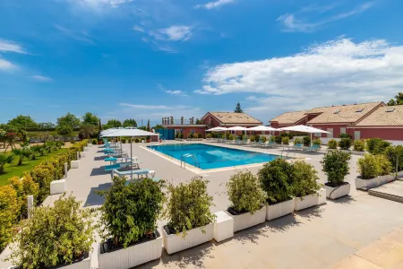 Dipladenia Garden Country Resort Отели рядом с достопримечательностью «Jaanta bi Village»