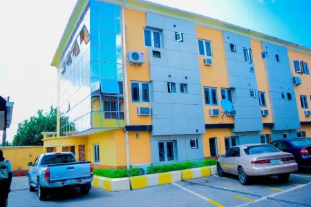 Elite Tranquil Hotel Отели в г. Илорин