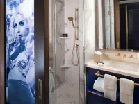 Hard Rock Hotel New York Отели рядом с достопримечательностью «Площадь Колумбус-Серкл»