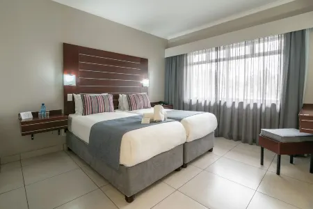 薩沃伊酒店和會議中心