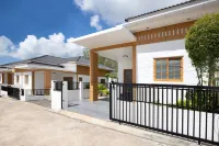 Villa Sunrise Garden B190 Отели в г. Ао Пор