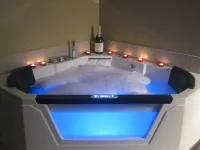 Park West Inn - Hot Tub
