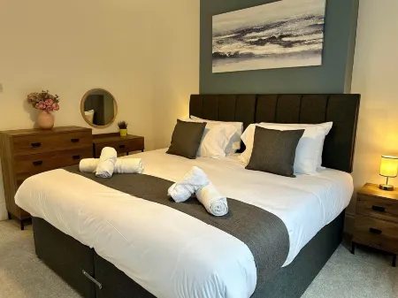 2 Bedroom House in Central Winchester Отели в г. Винчестер