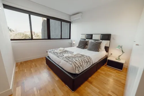 Downtown Stylish Apartment with Garage by Vacationy - Condos