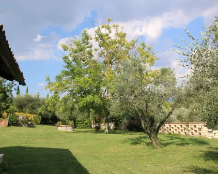 Romantic Hideaway in Lazio Hotels in Selci