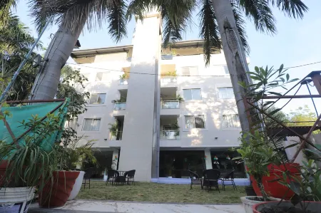 Hotel Vatika Palace Отели в г. Итарси