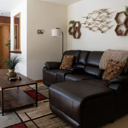 Alpenglow One Bedroom One Bath – A18