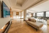 City Luxury: 3Br, Prime Location