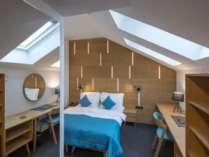 Hotel Sana