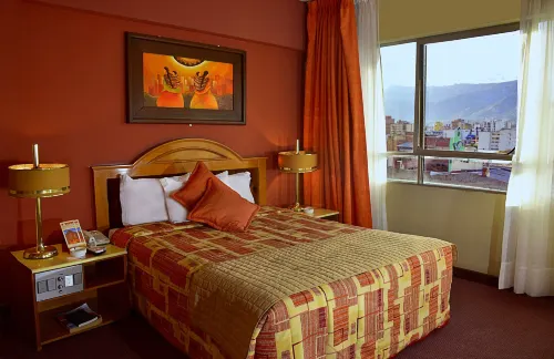 Cesar's Plaza Hotel - parking